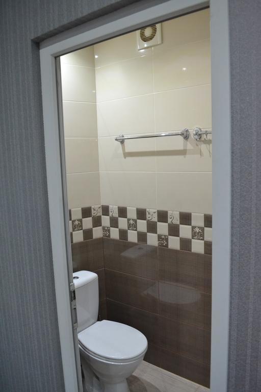 Guest House Beautiful Tbilisi On Khidistavi Street Ngoại thất bức ảnh